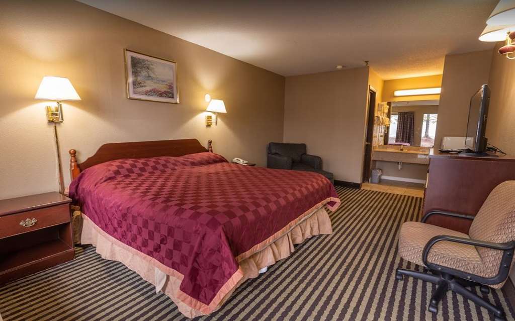 America'S Best Inn & Suites Eureka Ruang foto